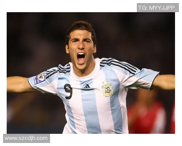 国际足球明星男的辉煌历程与场上风采全解析